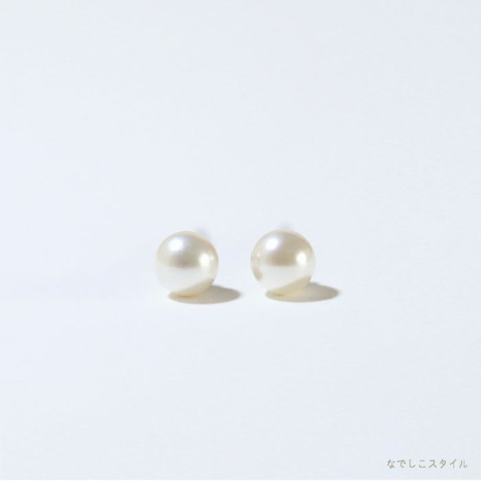 スワロフスキー/一粒パール4mmピアスの正面画像